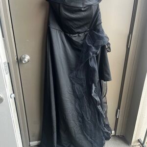 Elegant Black Evening Gown